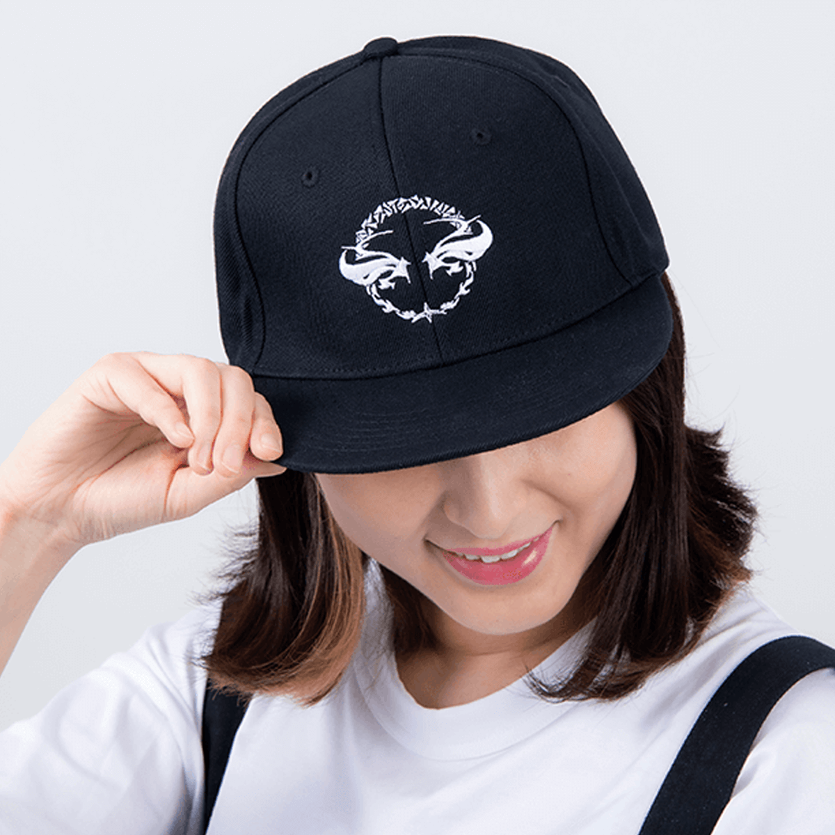 CAP ルシファー モチーフ