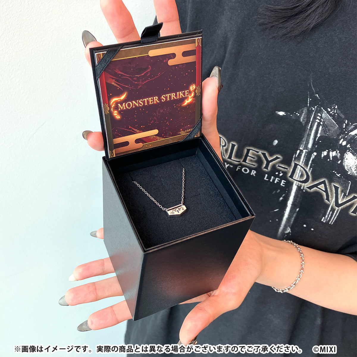 モンスターストライク プレミアムアクセサリー シルバーペンダント&レザーブレスレット 流浪の残火 バサラ